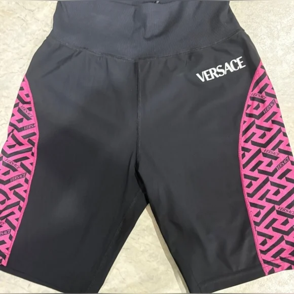 VERSACE Greca Signature Sports Bra & Versace Cycling Shorts SET (2 PIECES) NWT - Picture 10 of 15
